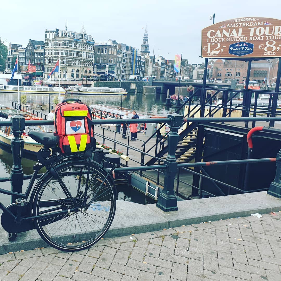 EHBO in Nederland is ook actief in onze hoofdstad Amsterdam! 
#opdefiets #typischnederlands
#ehbo #ehboinnederland #ehboamsterdam #ehbometkwaliteit