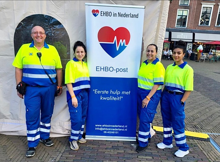 first aid responder hire first aid worker first aid resonders